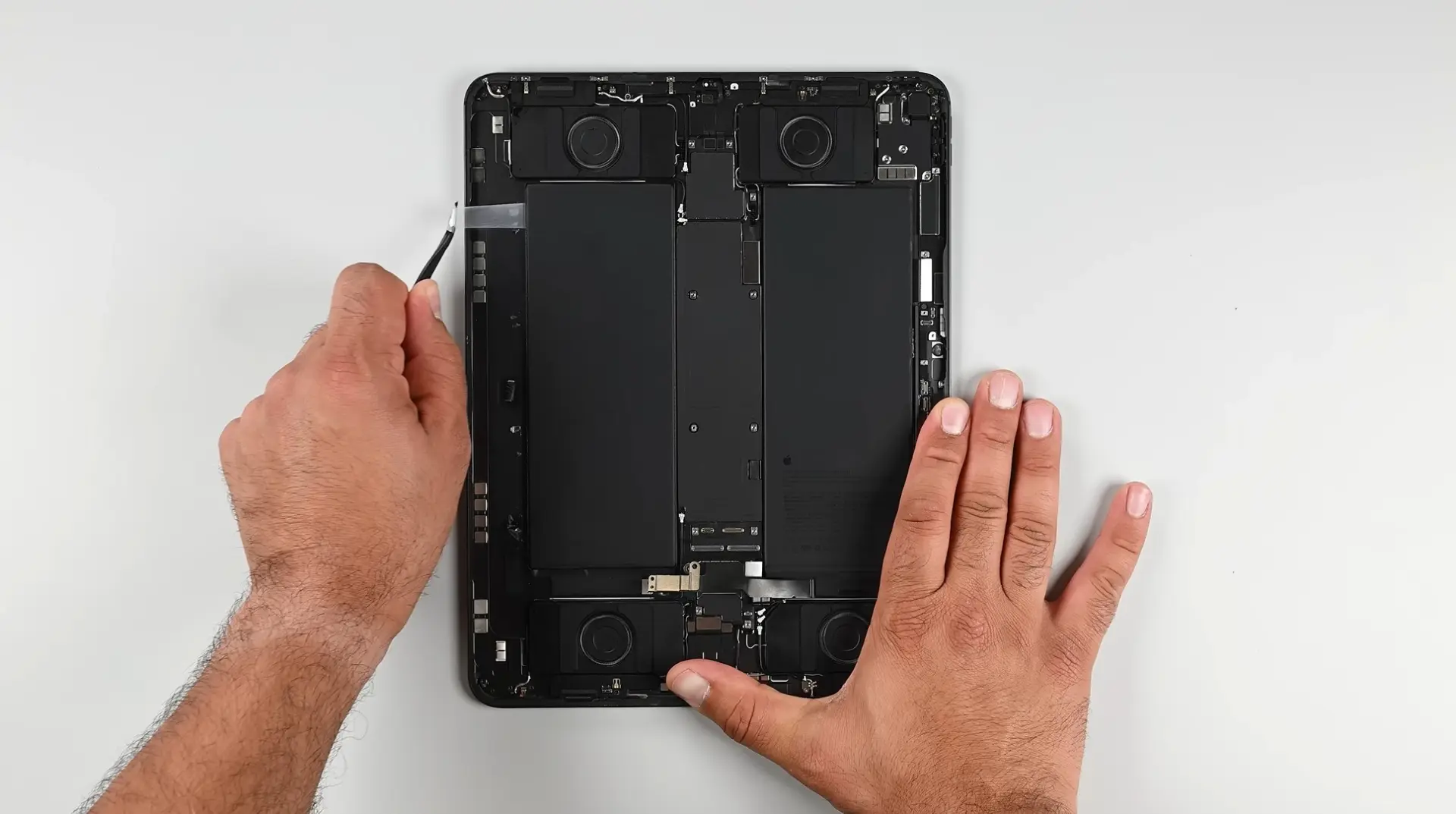 Apple'dan Yeni Nesil iPad Pro'ya Dev Soğutma Hamlesi: M6 Modeller İçin Vapur Odacığı Üreticileri Belirleniyor