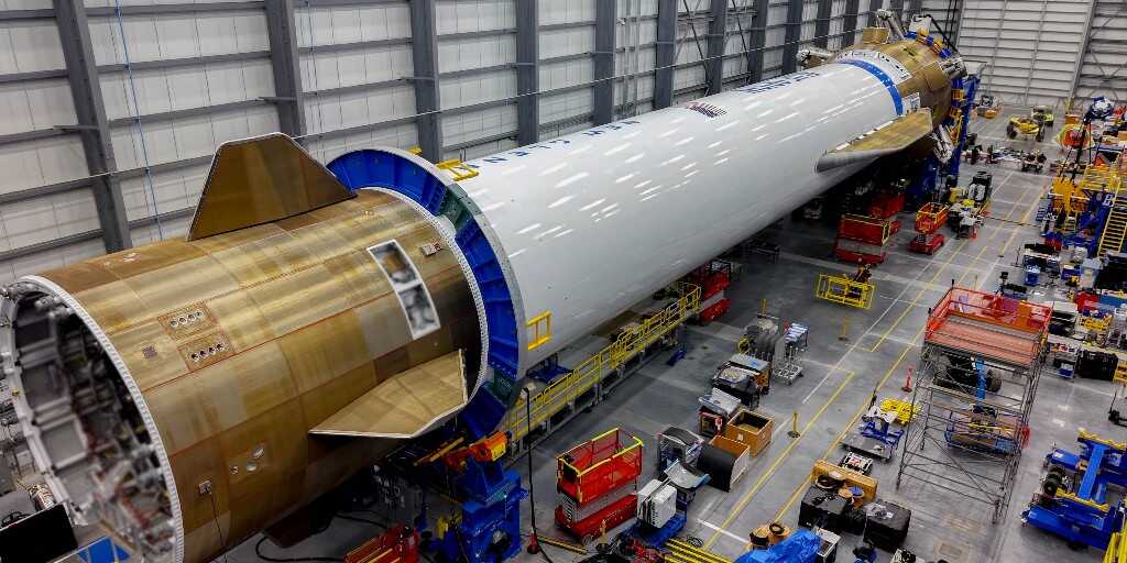 Blue Origin'dan Vurucu Başarı Hedefi: New Glenn'in İkinci Fırlatmasında Roket Kurtarma Şansı Nedir?