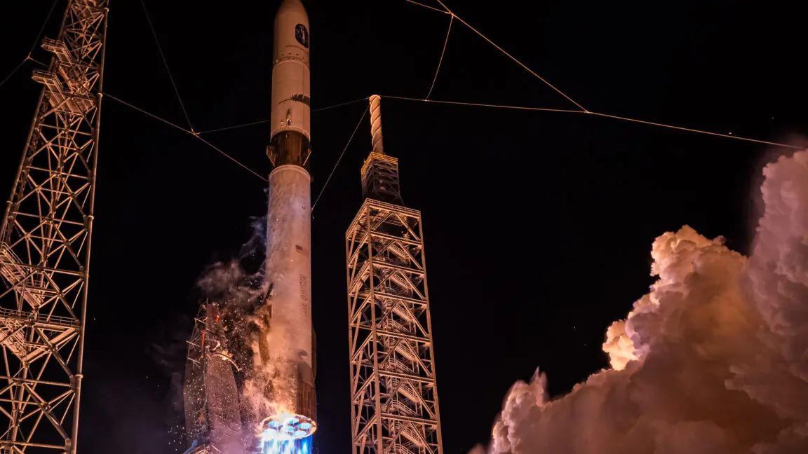 Blue Origin'ın Yeni Uzay Gemisi New Glenn'de Kritik Görev: Aya Yolculuk İçin Geri Dönüşüm Şart!