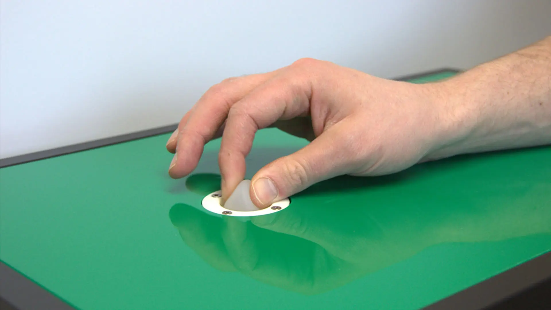 Sıkılabilecek, Bükülebilecek Cihazlar Geliyor: HydroHaptics Teknolojisi Tanıtıldı