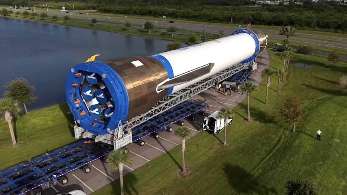 Uzayda Bir Hafta: Roket Raporu'ndan Öne Çıkanlar - Blue Origin'den Yeni Hamleler ve Uzay Kirliliği Endişeleri
