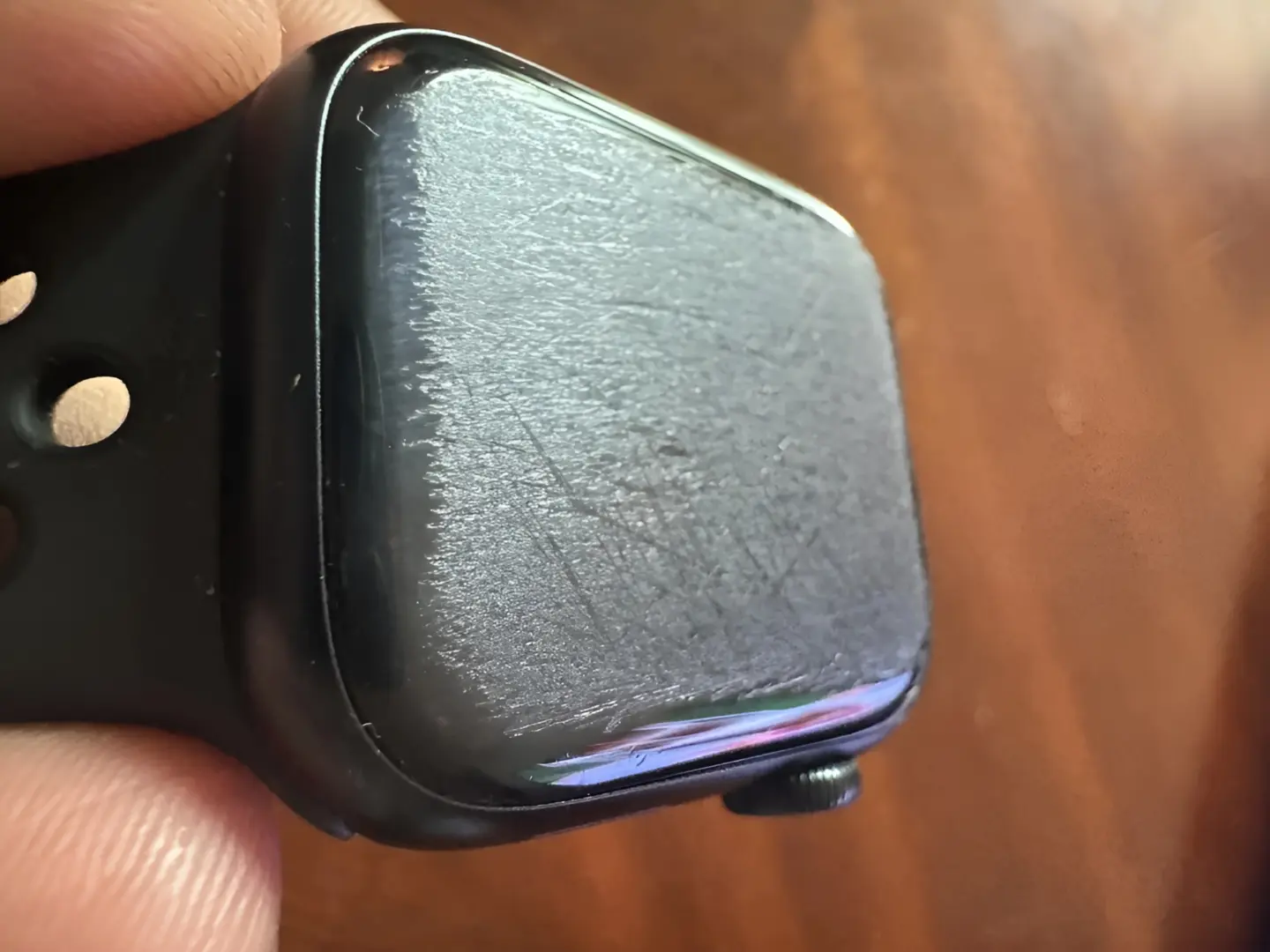 Robot Süpürgeniz Akıllı Saatinize 'Mat Görünüm' Kazandırabilir: İşte Nasıl Olduğu