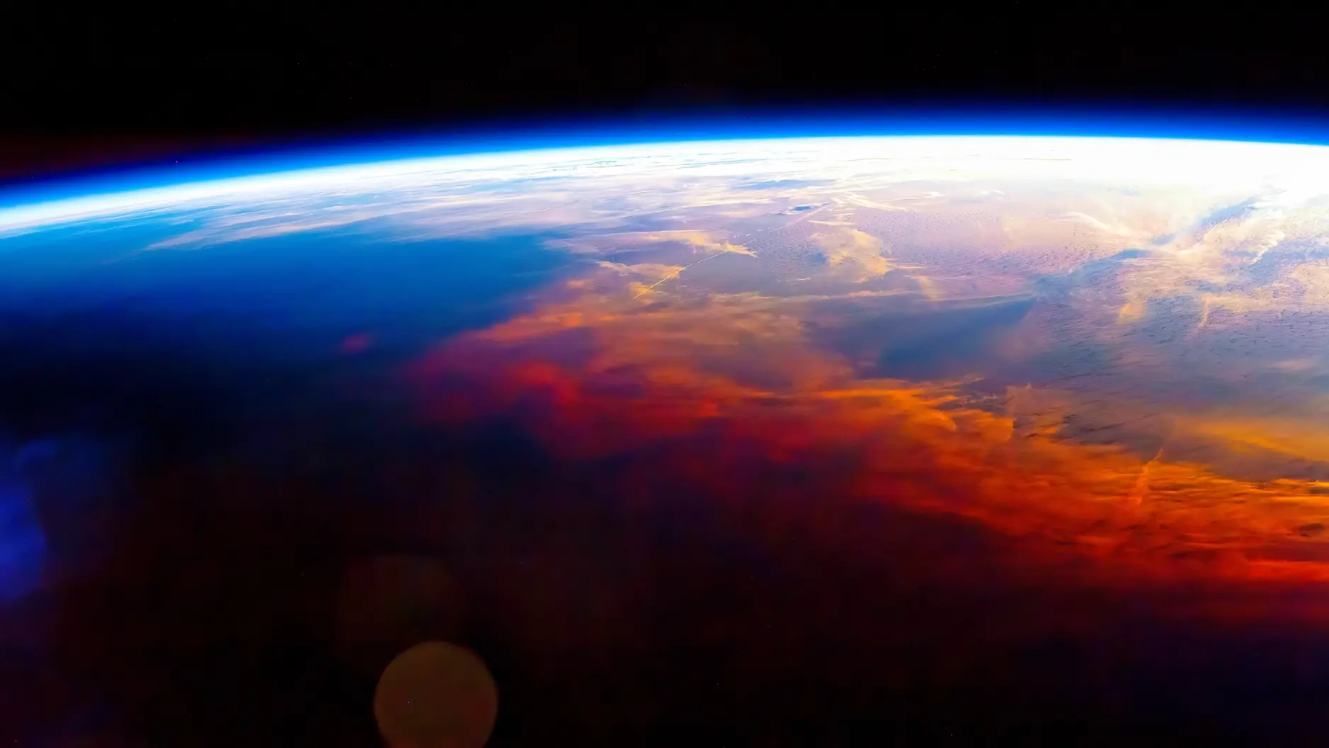 Uzayda Doom Keyfi: Geliştirici, Uydu Üzerinde Efsanevi Oyunu Çalıştırdı!