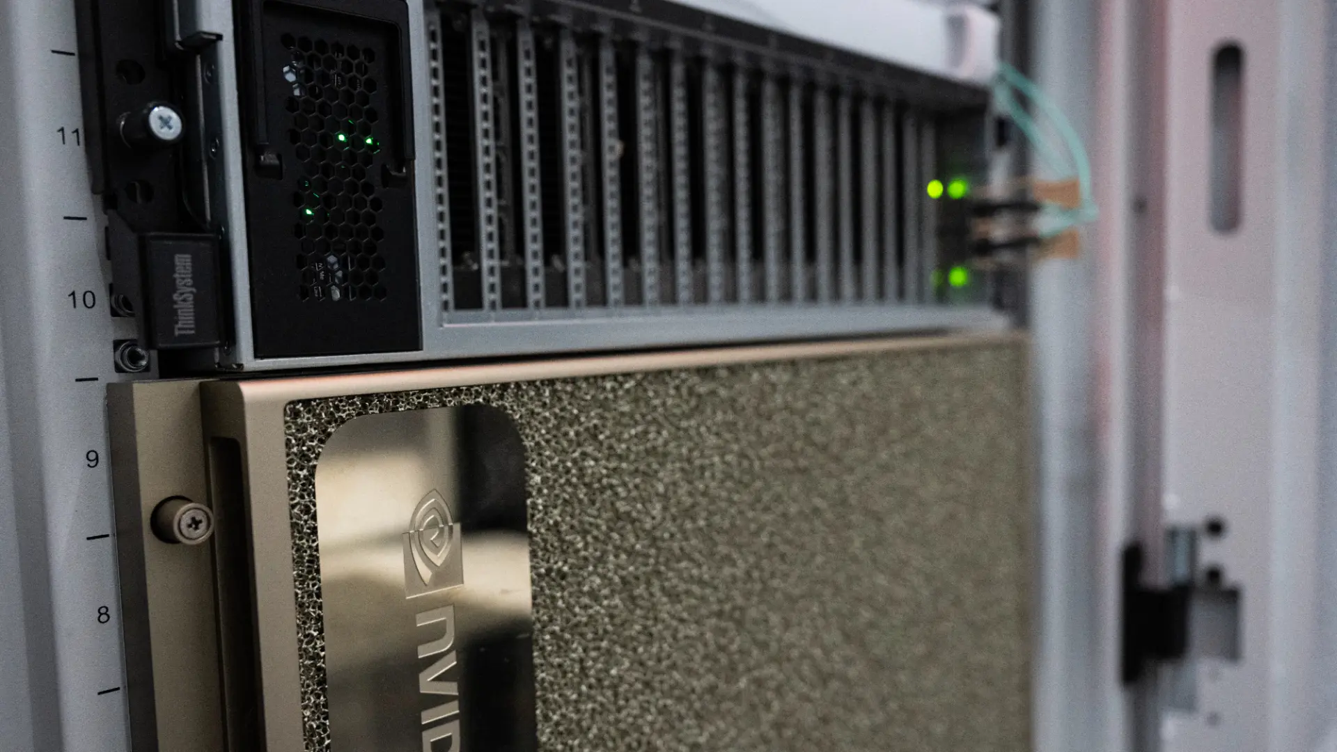 Çinli Teknoloji Devleri, Yapay Zeka Eğitimleri İçin Veri Merkezlerini Güneydoğu Asya'ya Taşıyor: ABD Kısıtlamalarını Aşma Yolları