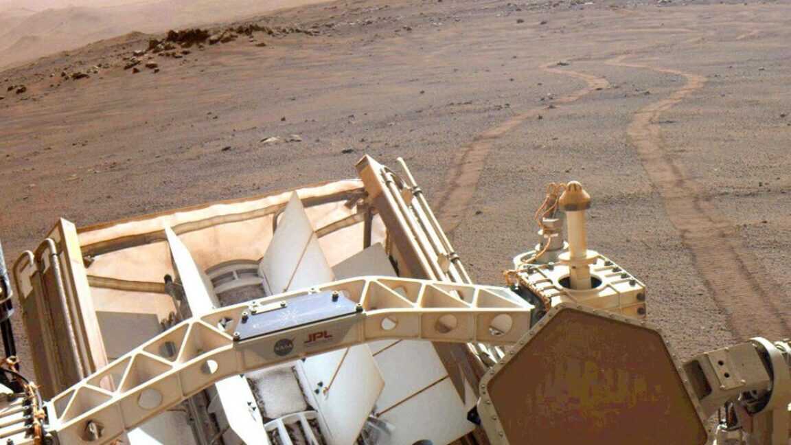 Mars'ın Gözü Kulağı Perseverance'da: Numune Getirme Görevi Belirsizliğini Sürdürüyor