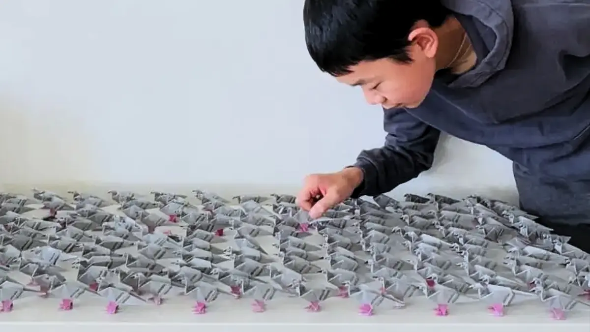 14 Yaşında Bir Genç, Kendi Ağırlığının 10.000 Katını Taşıyabilen Origami Tasarımıyla Ödül Kazandı!