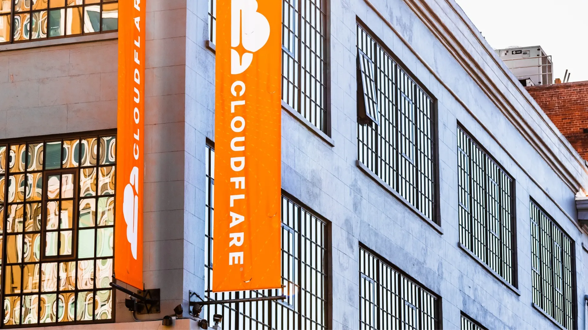 Cloudflare’dan Çarpıcı Veri: Beş Ayda 416 Milyar Yapay Zeka Botu Engellendi! İnternetin Geleceği Tehlikede Mi?