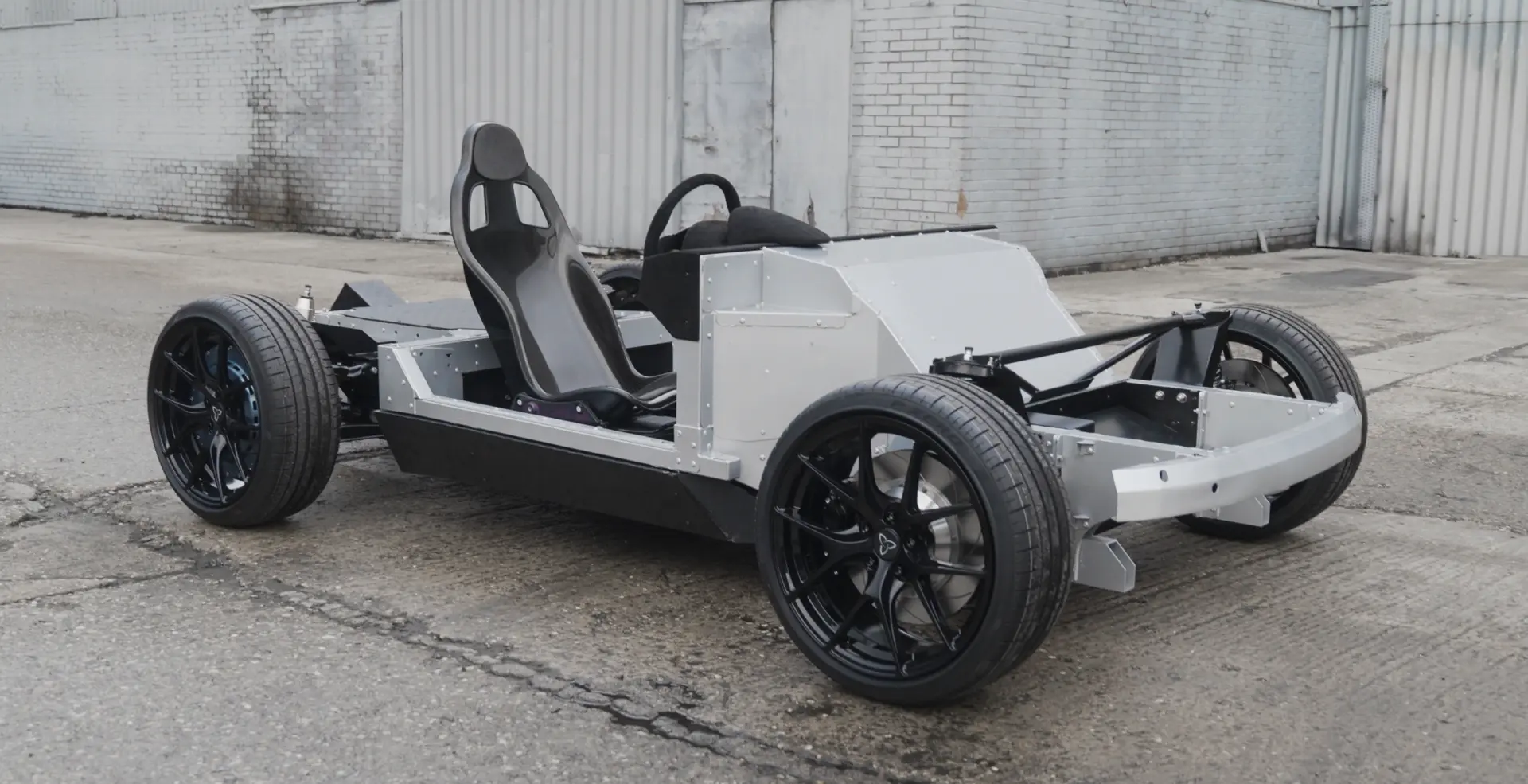 Elektrikli Araçlarda Devrim: Donut Lab Motorları ve WATT Bataryaları Bir Arada!