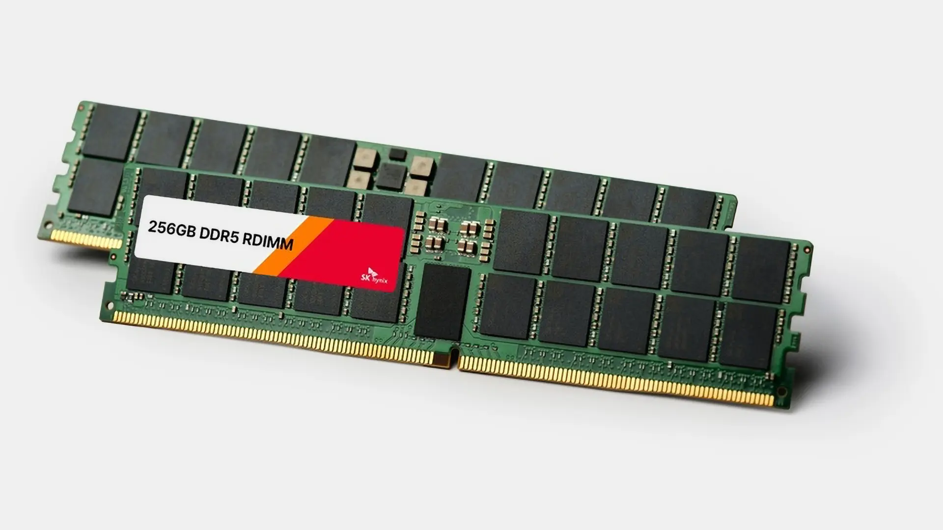 Intel Onaylı 256 GB DDR5 Bellek: Veri Merkezlerinde Devrim Niteliğinde Enerji Tasarrufu