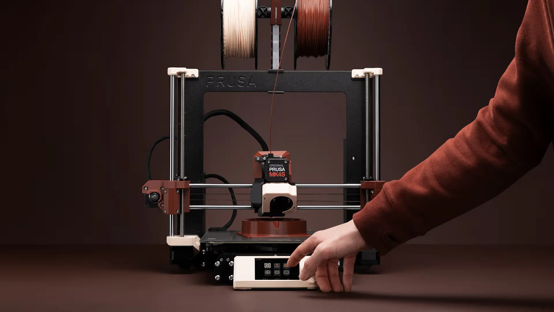 Noctua Renkleri 3D Yazıcılarla Buluşuyor: Prusa'dan İmza Renklerde Filamentler!