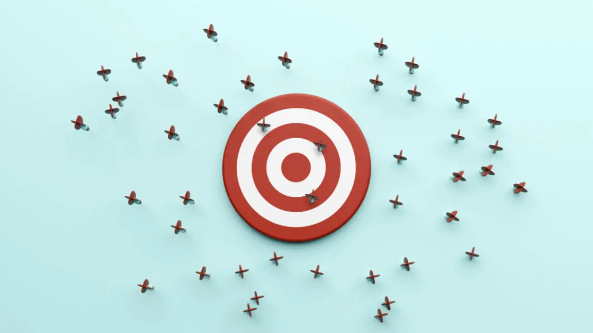 Microsoft'tan Şaşırtan Hamle: Yapay Zeka Satış Hedefleri Yarıya İndirildi!