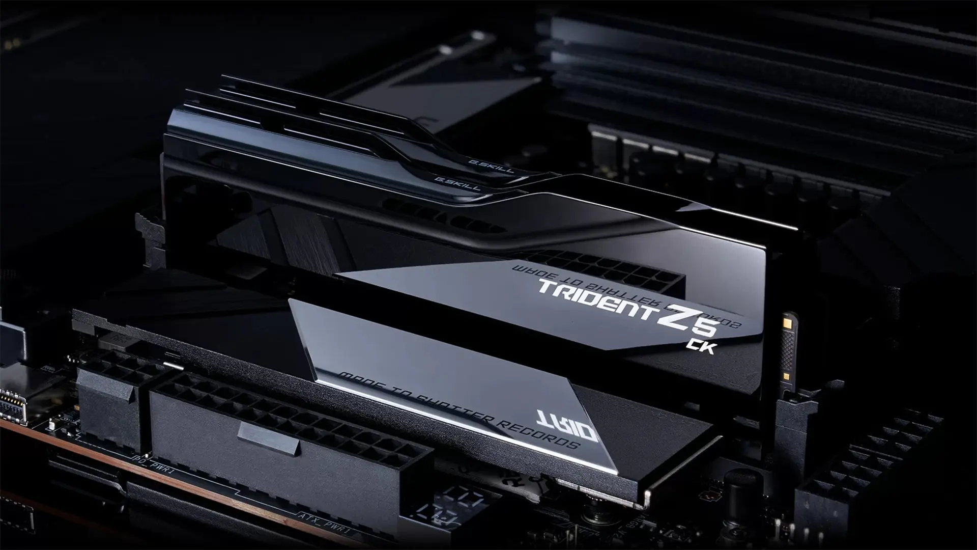 AMD EXPO 1.2 ile Ryzen İşlemciler Uçuşa Kalkıyor: CUDIMM Desteği Yolda!