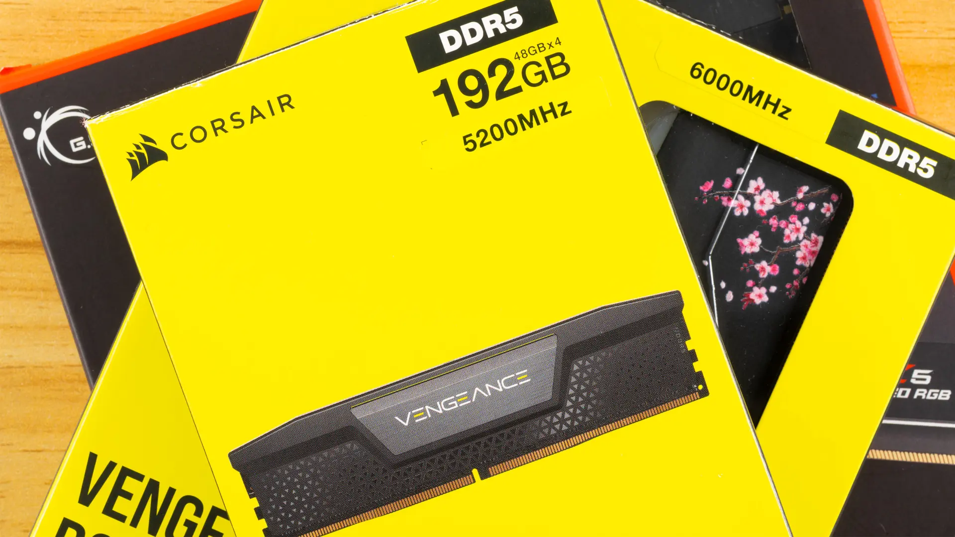 RAM Fiyatları Tavan Yaptı: DDR5 Modülleri 2.000 Doları Aşıyor, Stokçular Fırsat Kolluyor!