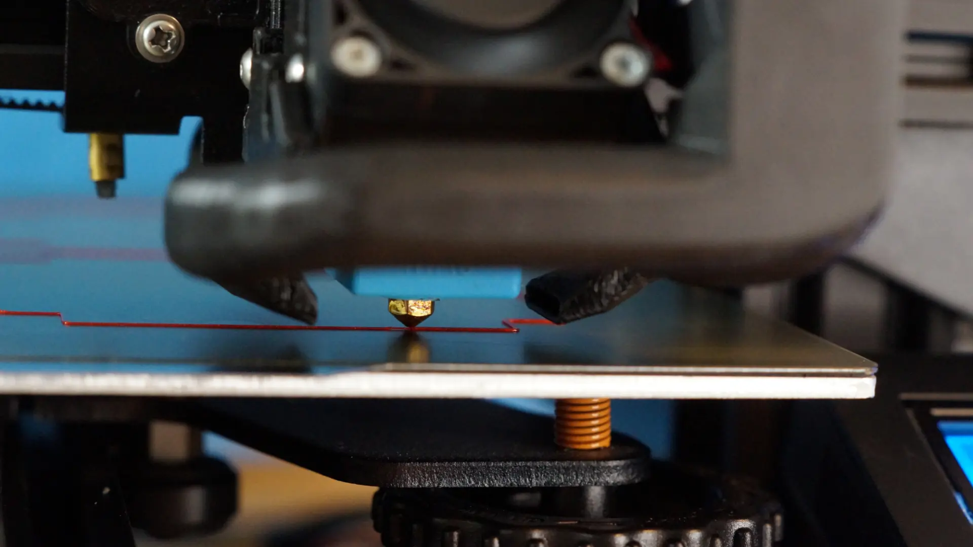 Bozuk Sütler 3D Yazıcı Filamanı Oluyor: Sürdürülebilirlik İçin Yeni Bir Dönem Başlıyor!