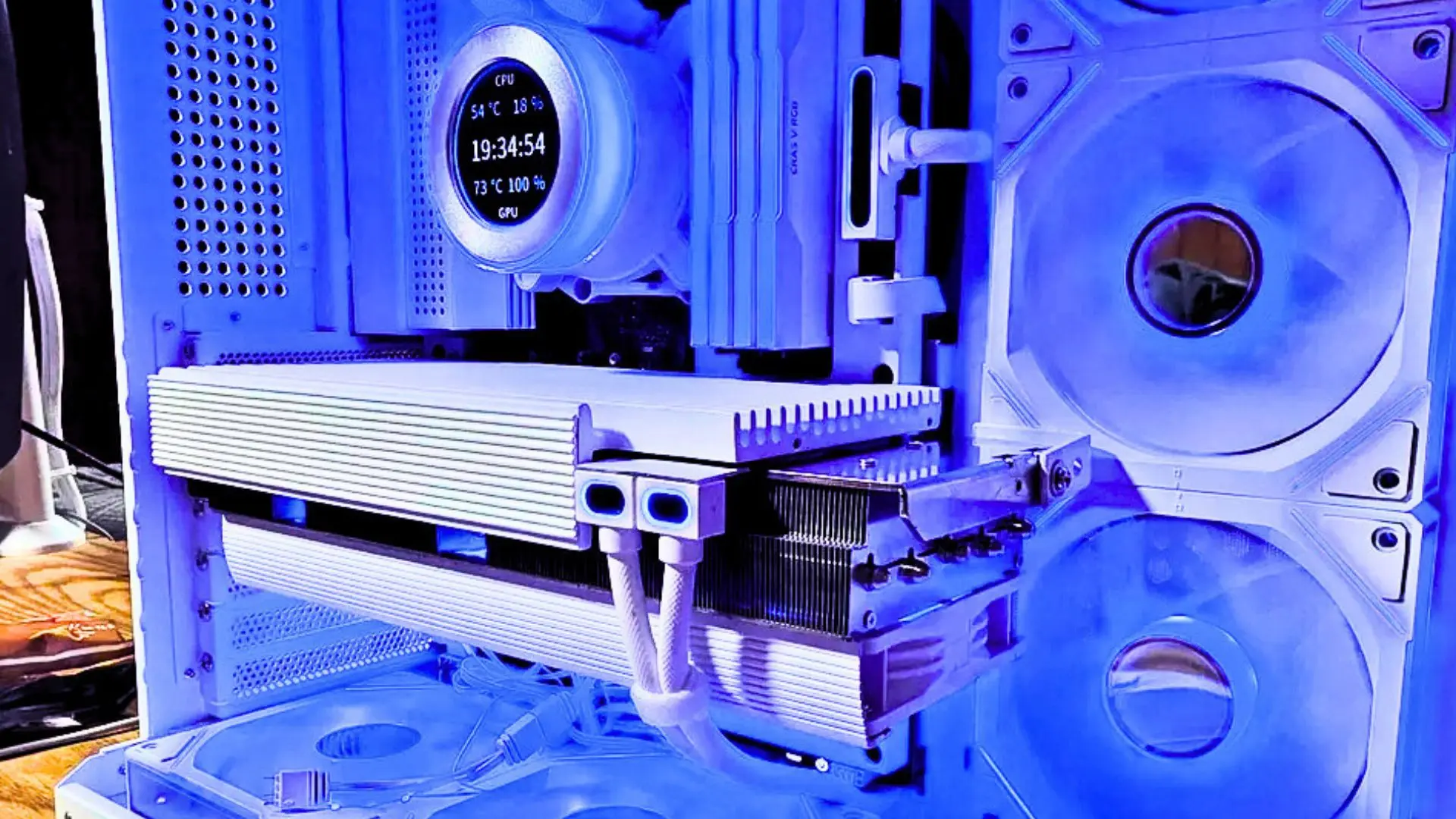 Eski Oto Ses Amfisinden RTX 3080'e Canlandırma: GPU Sıcaklıkları 10°C Düştü, Estetik Büyüledi!