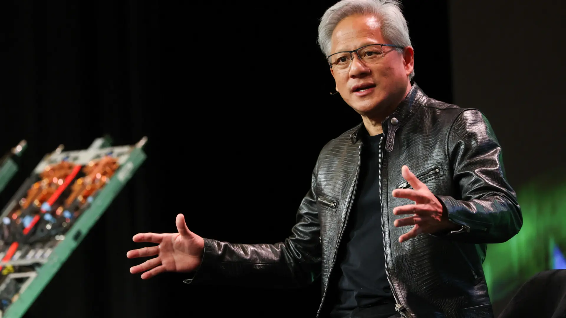 Nvidia CEO'su Jensen Huang Çin'e Gidiyor: H200 Sevkiyatları ve Kritik Görüşmeler Mercek Altında