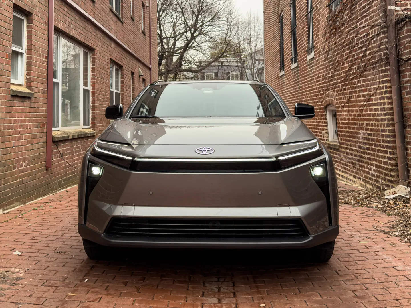 Toyota'dan Elektrikli Otomobilde Büyük Atılım: bZ Modeli Yeniden Tanıtıldı!