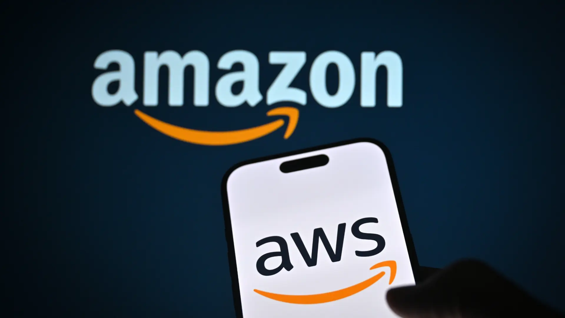 Yapılan Hata Yapay Zekadan mı Kaynaklandı? AWS Kesintileri Tartışma Yarattı