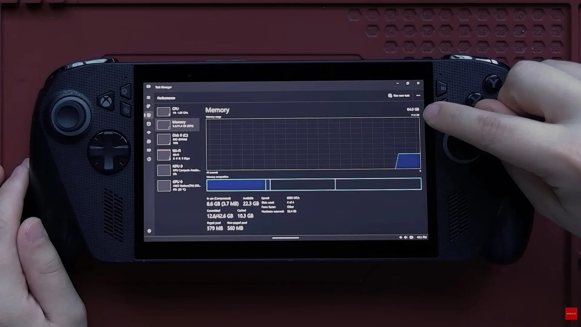 Asus ROG Xbox Ally X'e Dev Dokunuşu: 64 GB RAM ile Hafıza Katlandı!
