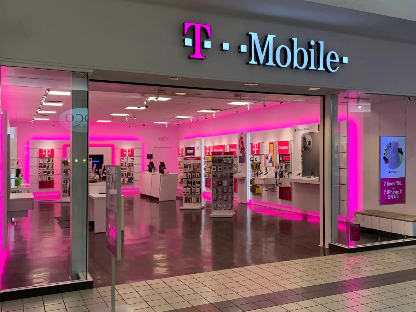 T-Mobile'dan Yapay Zeka Destekli Canlı Telefon Görüşmesi Çeviri Hizmeti Geliyor!