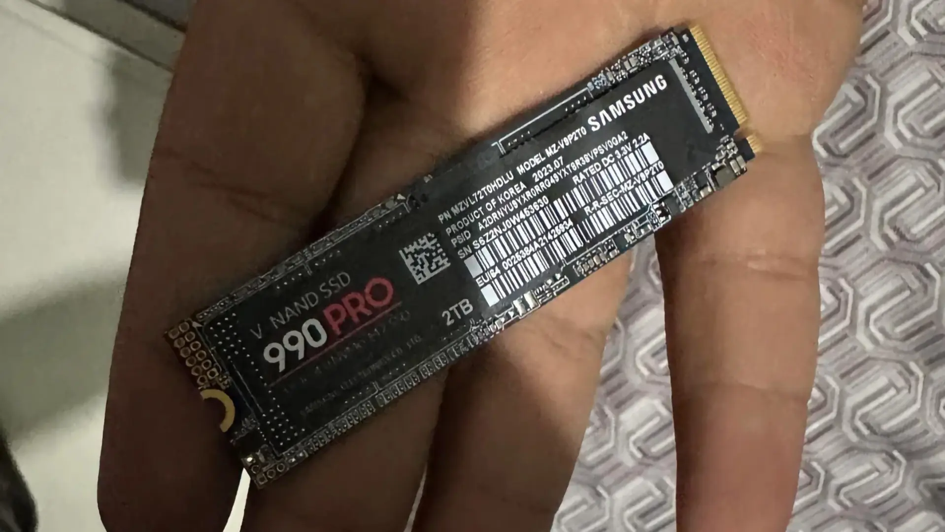 Sahte Samsung SSD'ler Piyasadaki Yerini Alıyor: USB 2.0'dan Bile Yavaş Çıktı!