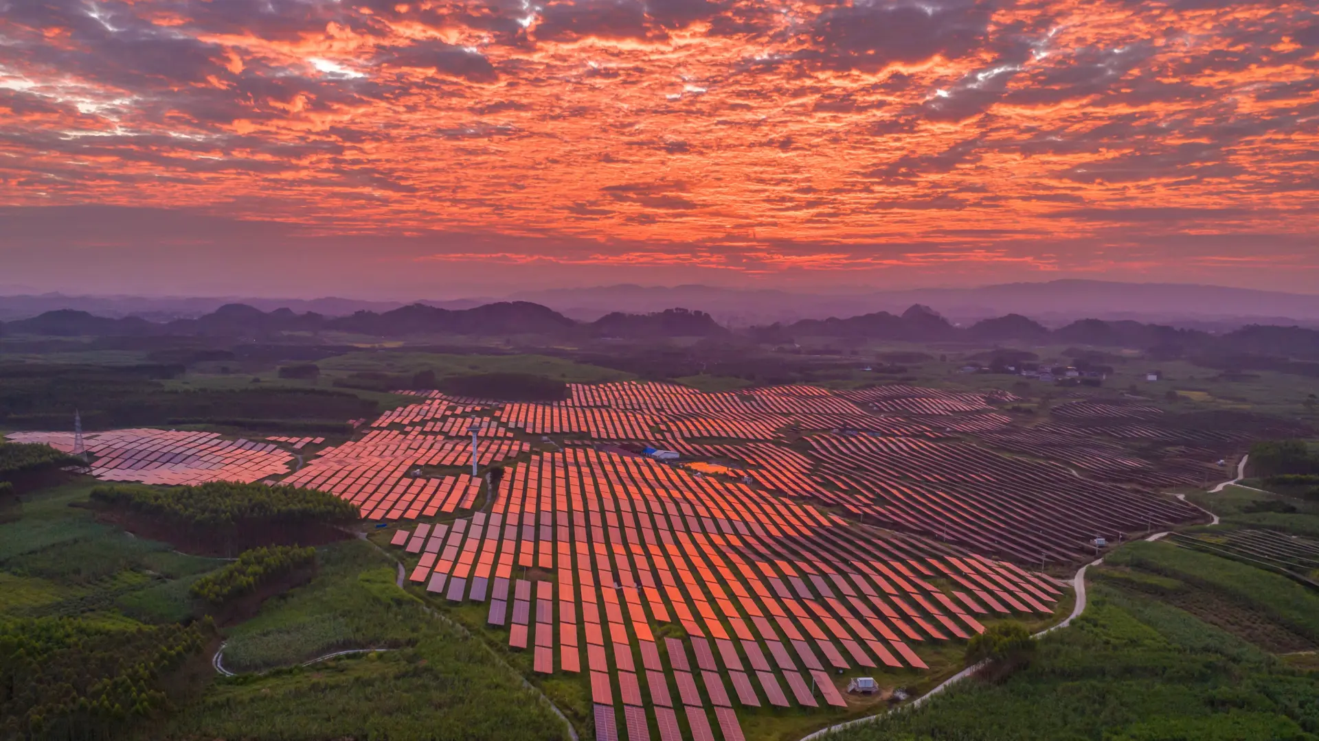 Çin'de Karbondioksit Salımlarında Beklenenden Erken Dönüm Noktası Mı? 21 Aylık Düşüş ve Gelecek Senaryoları