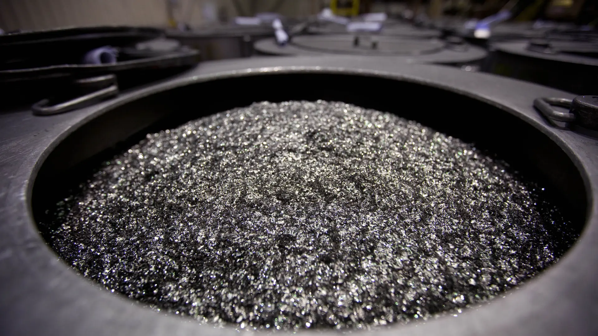 Ticari Gerilimlere Rağmen Nadir Toprak Kıtlığı Çip Üretimini Vuruyor: Tedarik Zincirinde Yeni Krize Dikkat!