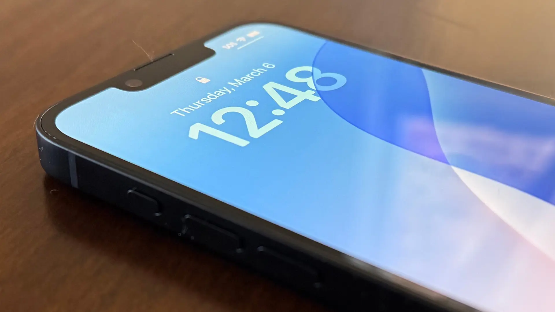 Apple'dan Sürpriz Güncellemeler Yolda: iPhone 17e, Yeni MacBook Pro ve iPad Modelleri Geliyor!