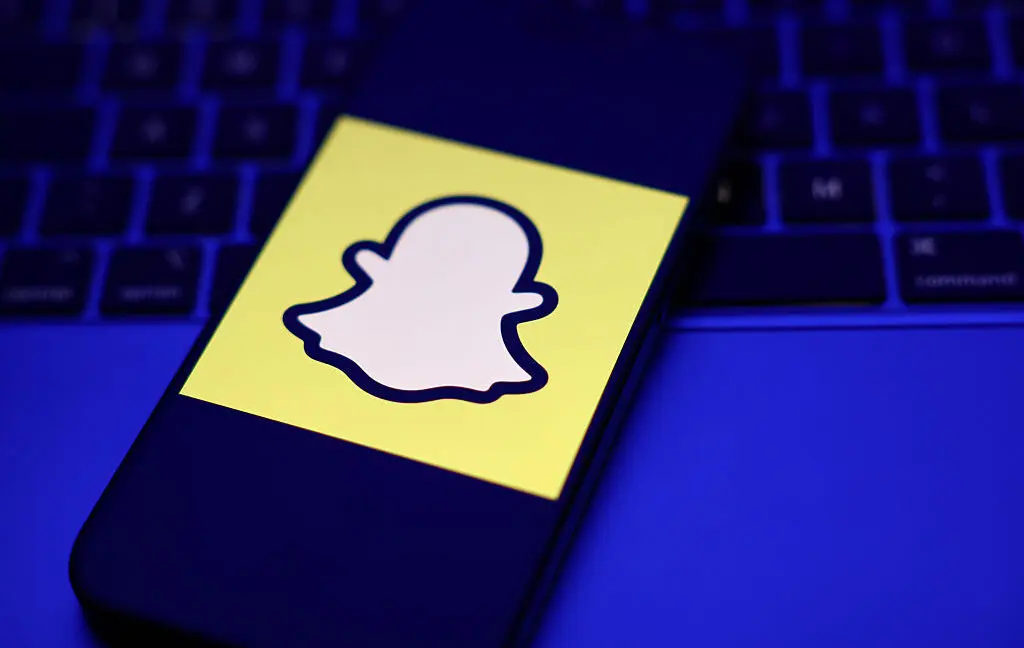 AV1'in 'Ücretsiz ve Lisanssız' Sözü Tehlikede: Dolby'den Snapchat'e Patent Davası