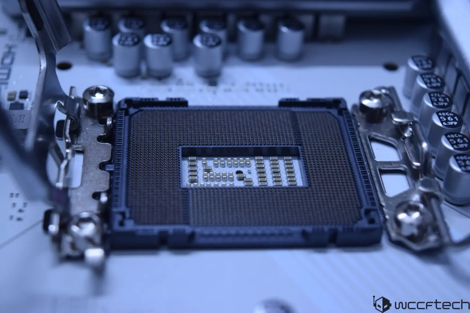 Intel'den Devrim Niteliğinde Hamle: Masaüstü Soketleri Artık AMD Gibi Uzun Ömürlü Olacak!