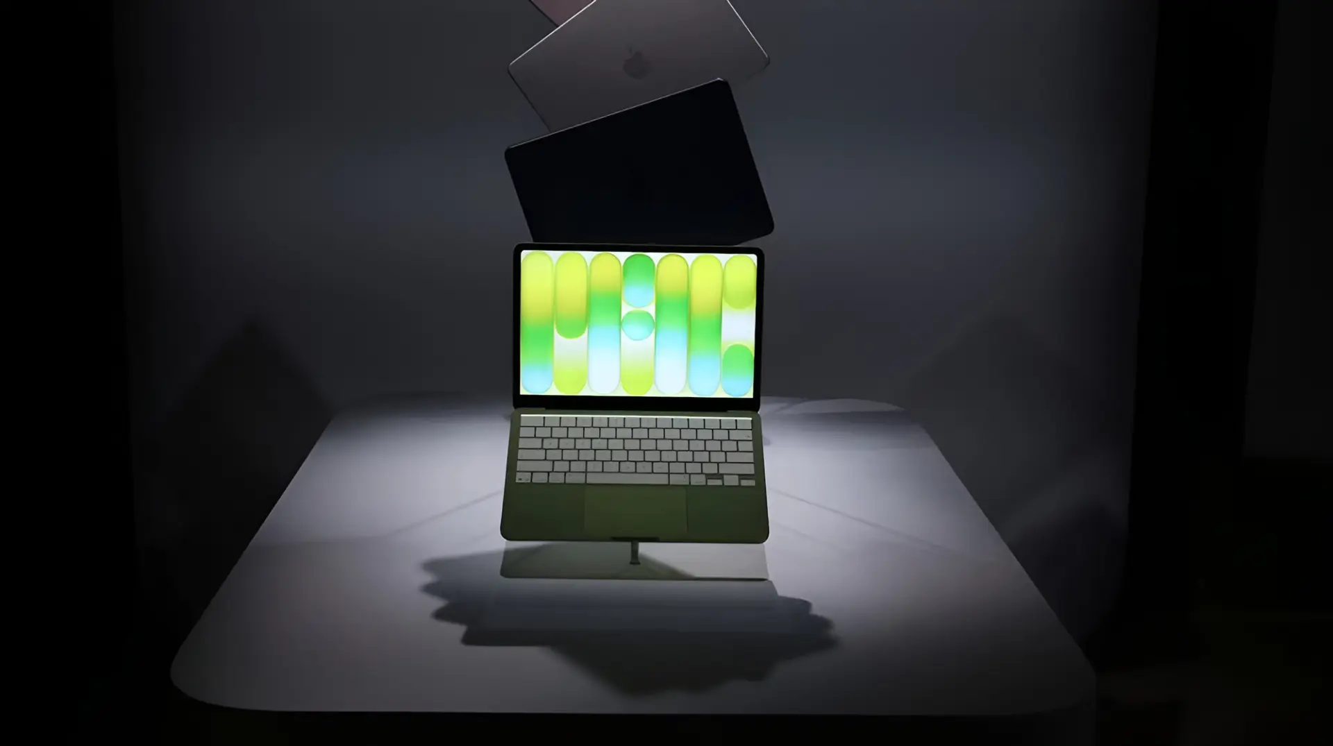 ASUS'tan Apple'a Sert Yanıt: MacBook Neo Bir Tablet!