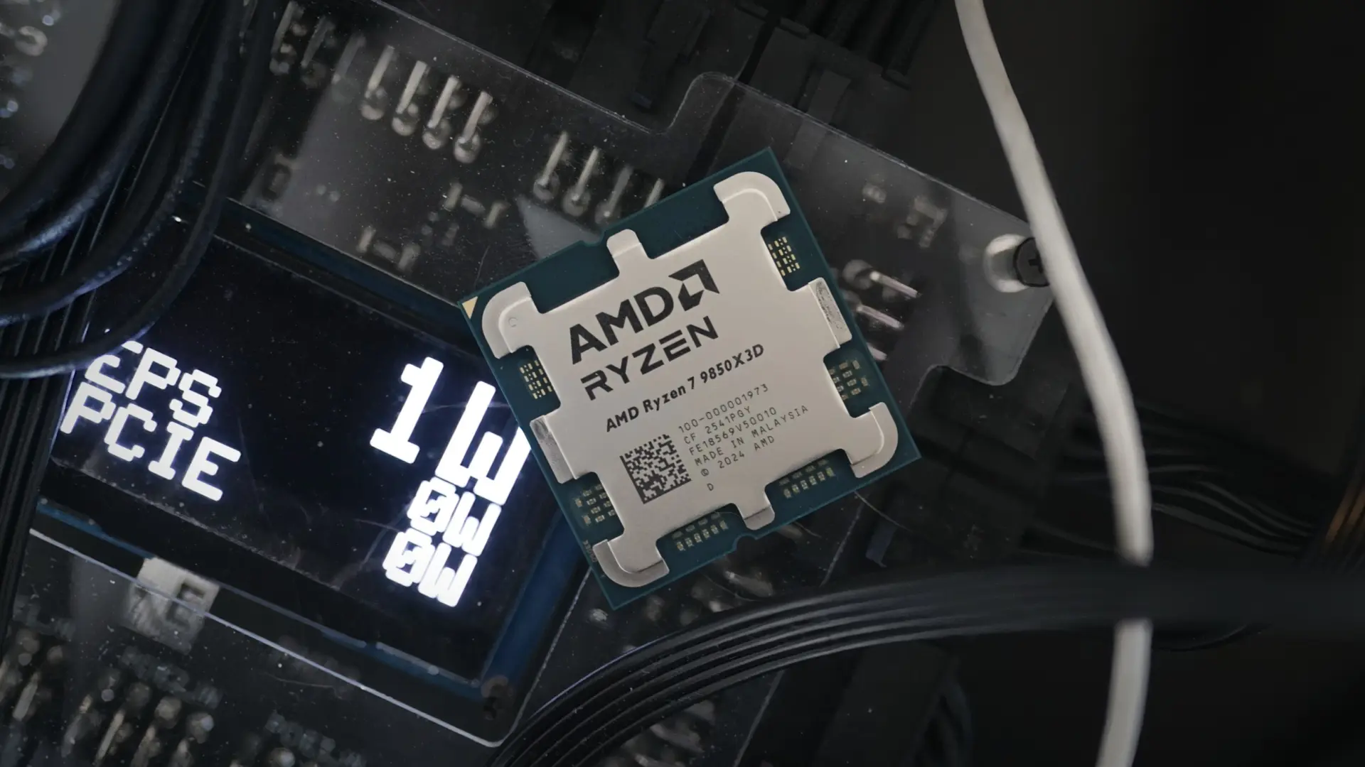 Yapay Zeka Rüzgarı CPU Talebini Uçurdu: Intel ve AMD'den Beklenenin Üzerinde Talep!