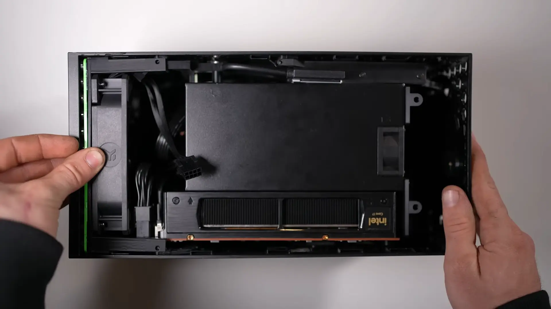 Xbox Series X'ten Oyuncu PC'si: 3D Baskı ve Düşük Profilli Ekran Kartıyla Sıradışı Dönüşüm!