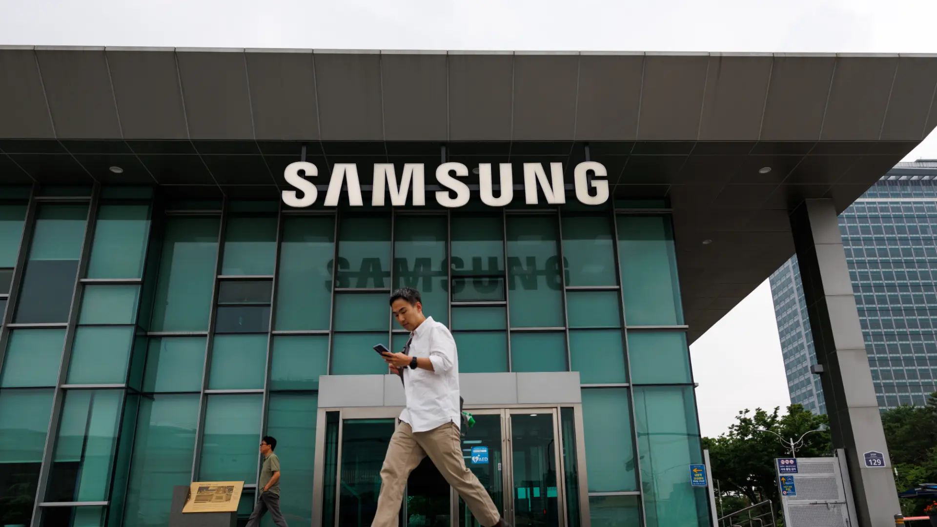 Samsung Üretiminde Çöküş: Grev Nedeniyle Gecede Yüzde 58 Düşüş, İşçiler 400 Bin Dolar Bonus İstiyor!