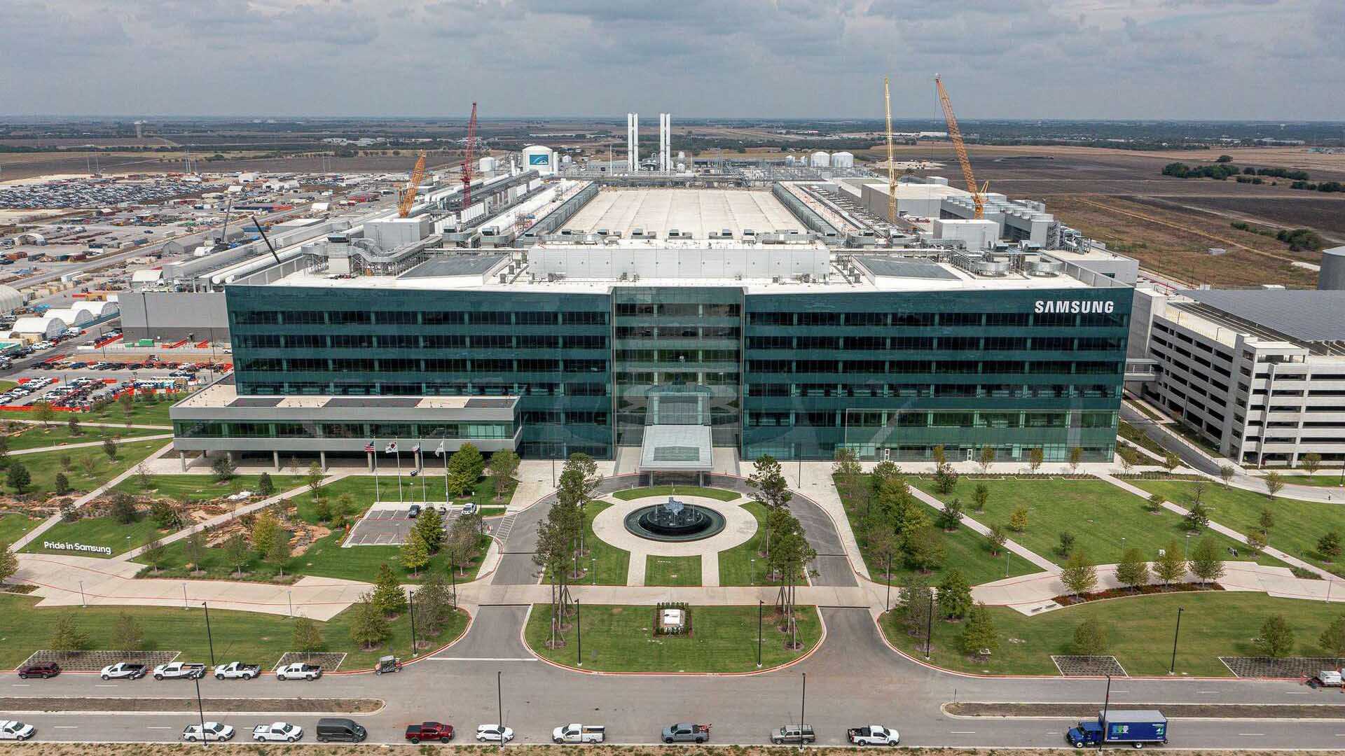 Samsung, 2nm Üretiminde TSMC'yi Geride Bırakıyor: Taylor Fabrikasında Deneme Üretimi Başladı!