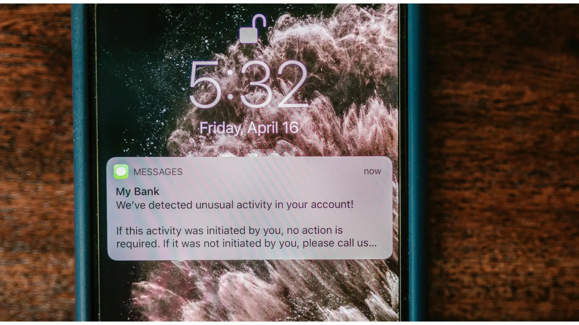 Mobil SMS Blaster Operasyonu Türkiye'de: On Binlerce Cihaz Ele Geçirildi, Milyonlarca Ağ Kesintisi!