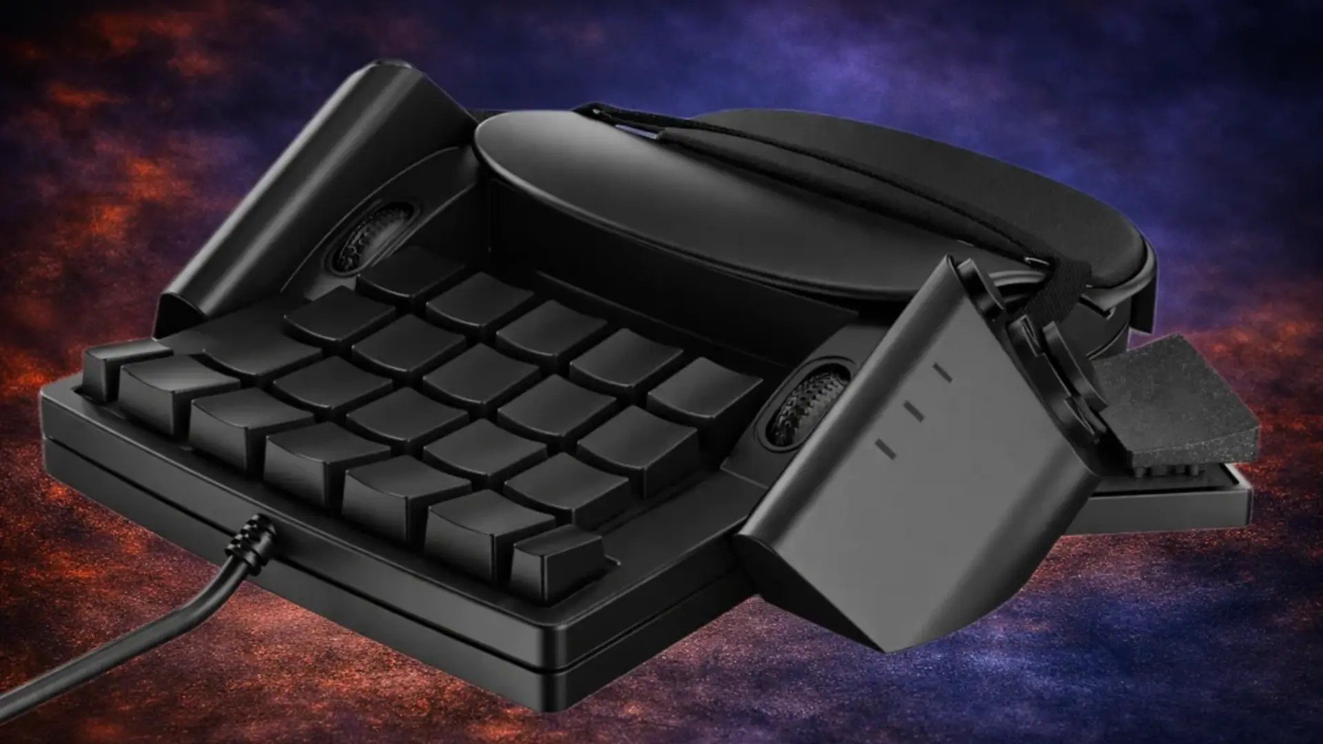 Engelsiz Oyuncular İçin Devrim Niteliğinde Tek Elle Kullanılabilen Oyun Kumandası Geliştirildi