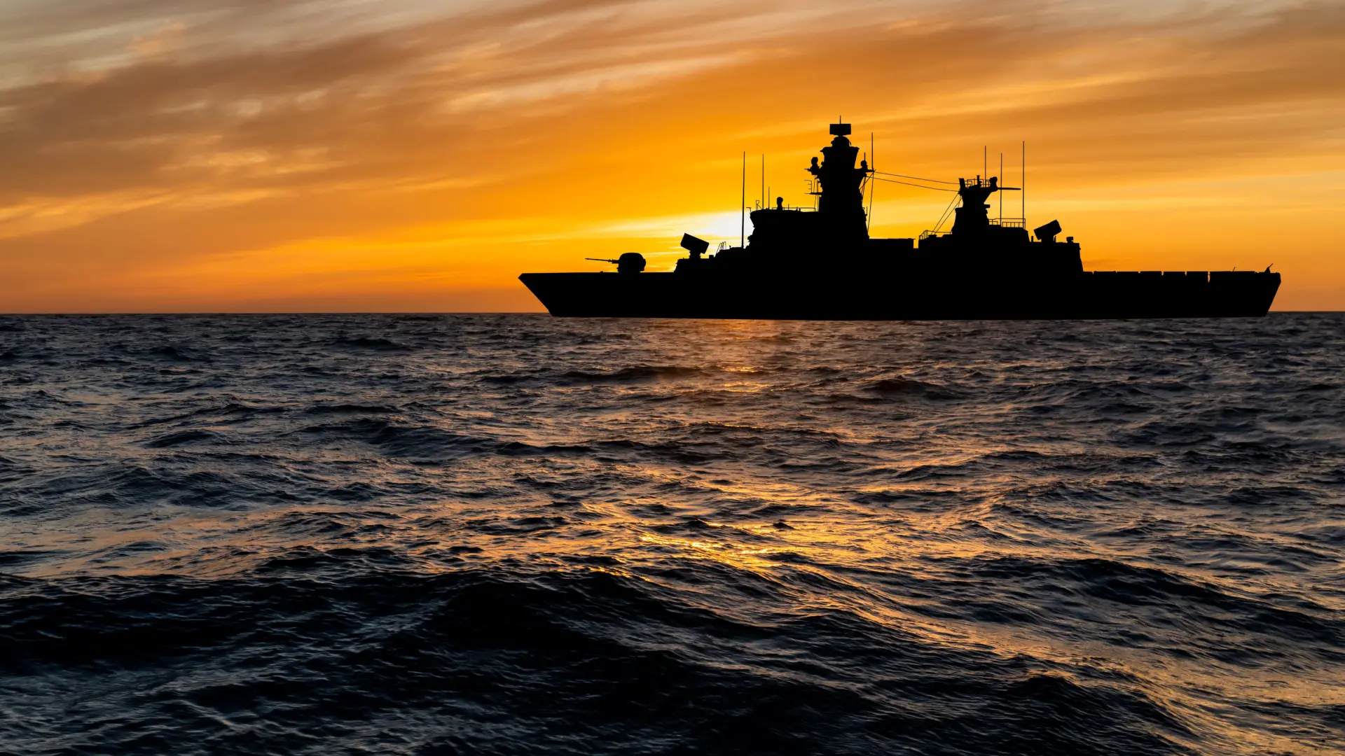 Posta Kartına Saklanan Bluetooth Cihazı Savaş Gemisini Tehlikeye Attı!