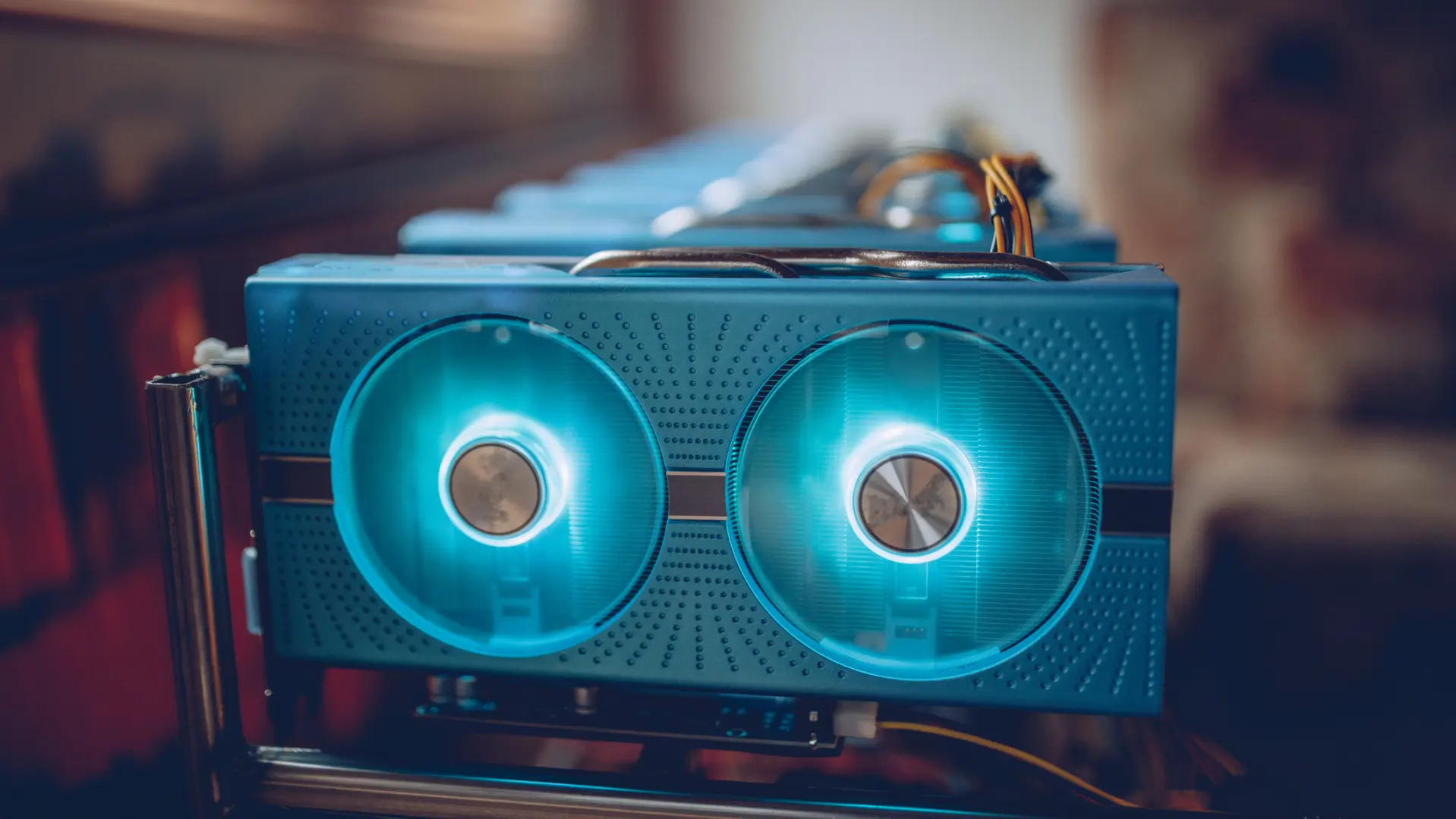 AMD FSR 4'e Yeni Dönem: Kare Üretimi 4x ve 6x Katlanacak!