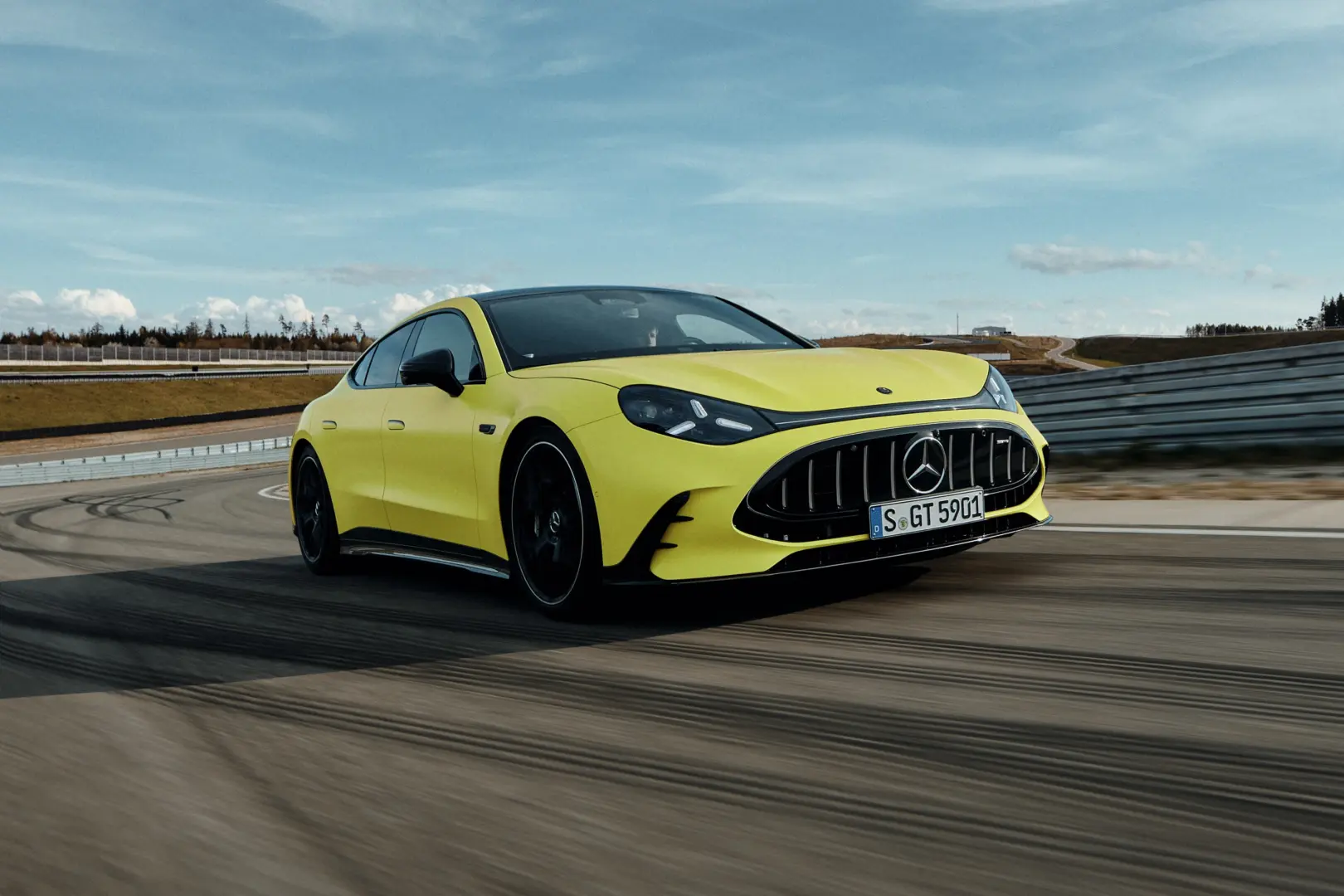 Mercedes-AMG GT 4-Door Elektrikli Dönüşümü: V8 Devri Kapandı, Yeni Bir Çağ Başlıyor!
