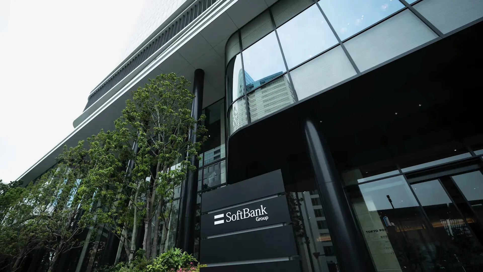 SoftBank'dan Fransa'ya 87 Milyar Dolarlık Yapay Zeka Hamlesi: Güç Kaynağı Anahtar Rol Oynuyor