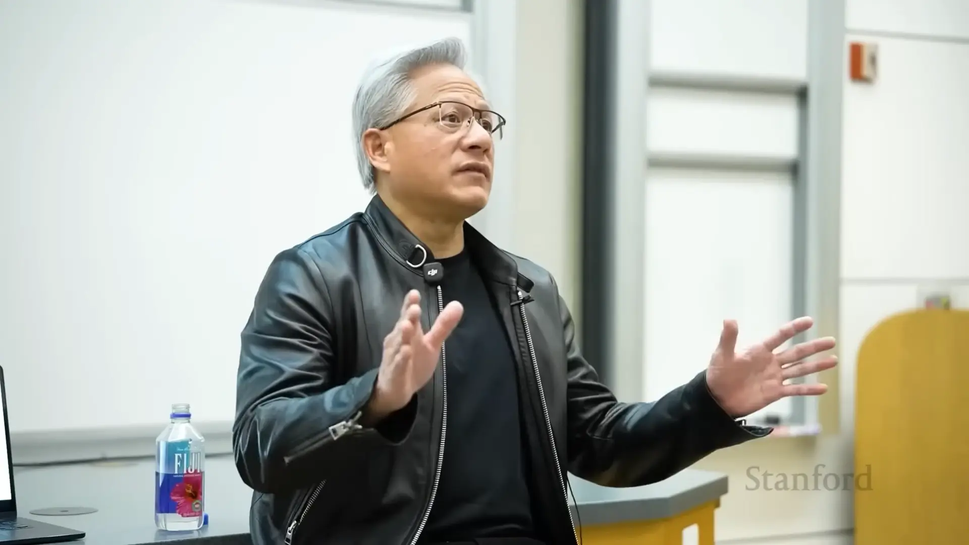 Nvidia CEO Jensen Huang'dan Nükleer Silah Benzetmesine Sert Tepki: 
