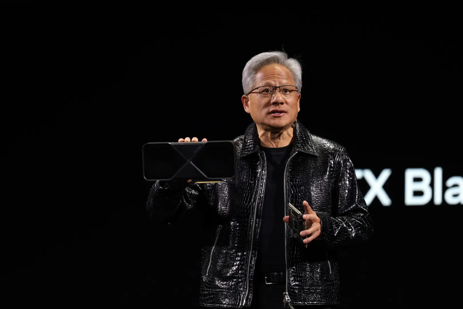 NVIDIA'dan Şaşırtan Hamle: Oyun Sektörü 'Uç Bilişim' Altında! Gelirler Yükseliyor Ama Fiyatlar Cep Yakıyor