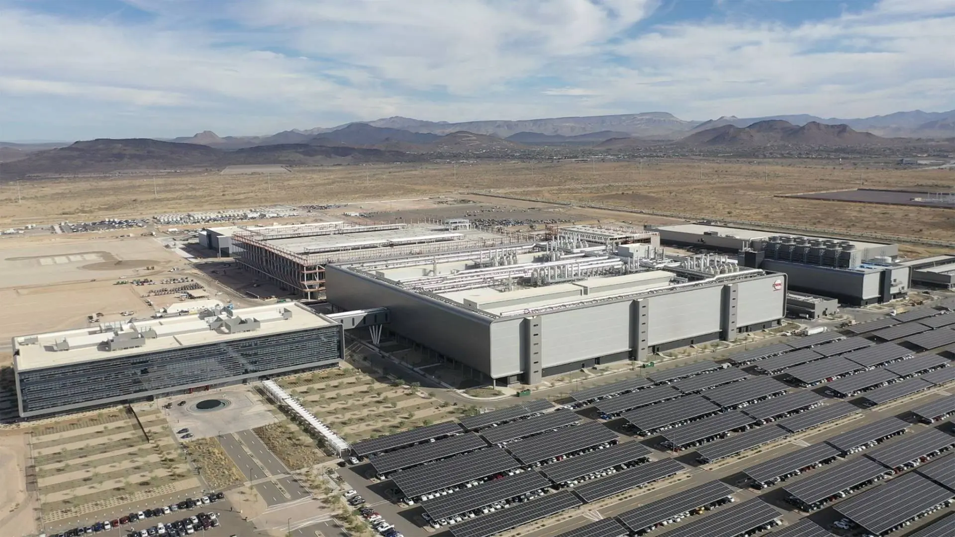 TSMC 1nm Üretimine Hazırlanıyor: Samsung Rakiplerini Geride Bırakıyor!