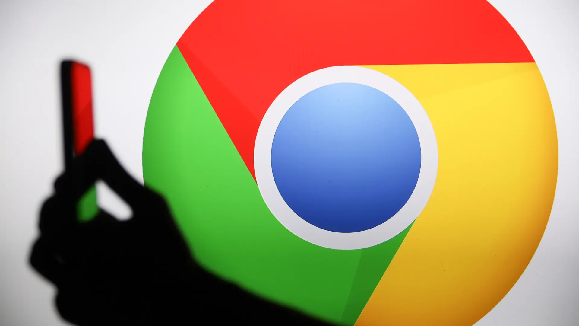 Google Chrome Kullanıcılara Haber Vermeden 4GB'lık Yapay Zeka Modelini Cihazlara İndiriyor mu?