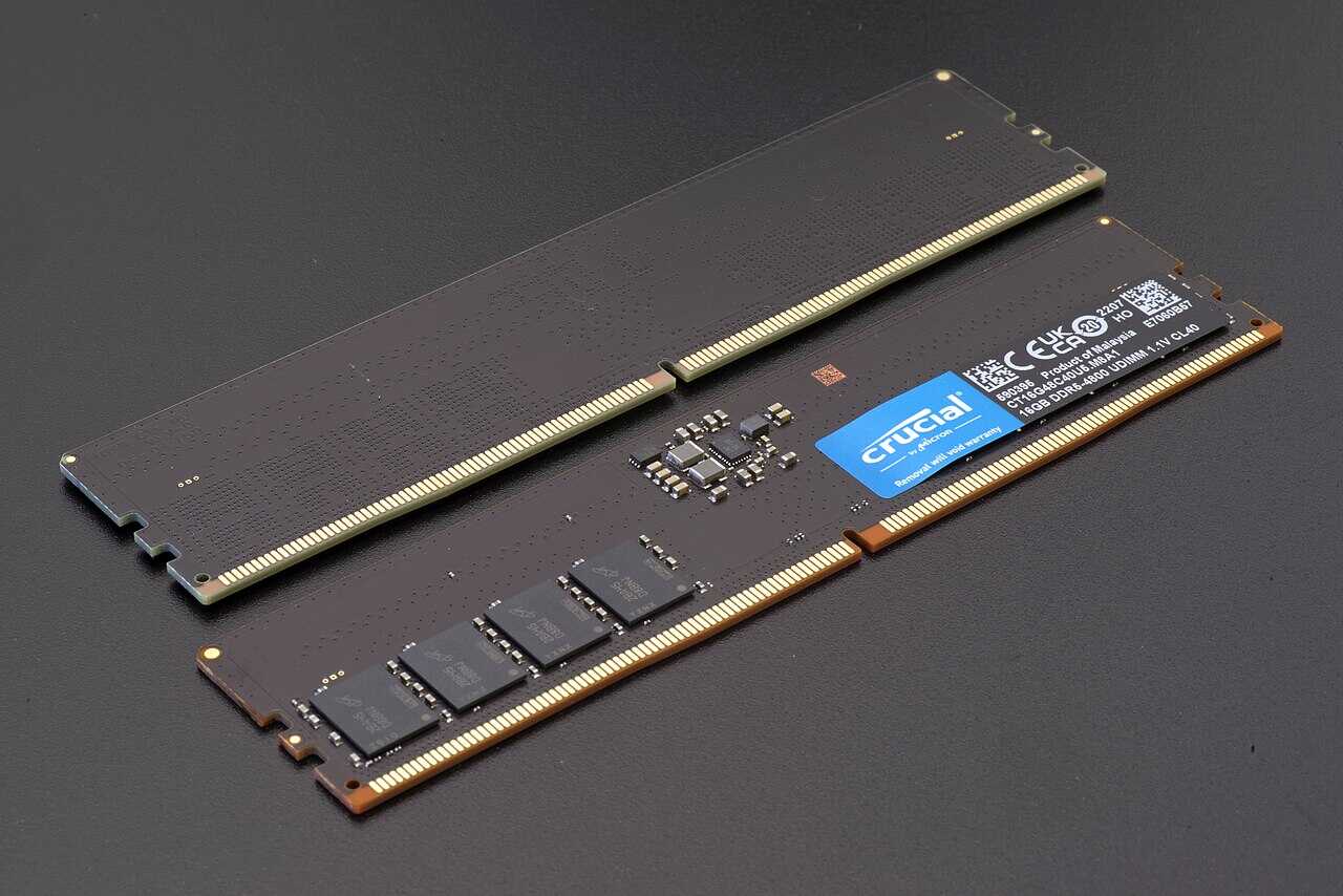 Samsung'dan Çığır Açan Hamle: 1d DRAM Üretimi 2027 Sonunda Başlıyor, Yapay Zeka Belleklerine HBM5 Gücü Geliyor!