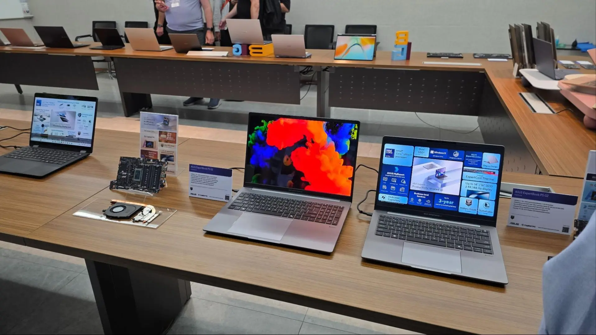 Asus'tan Yeni Zenbook ve Strix Scar Serisi Bilgisayarlar Tanıtıldı: Tasarımlar Yenilendi!