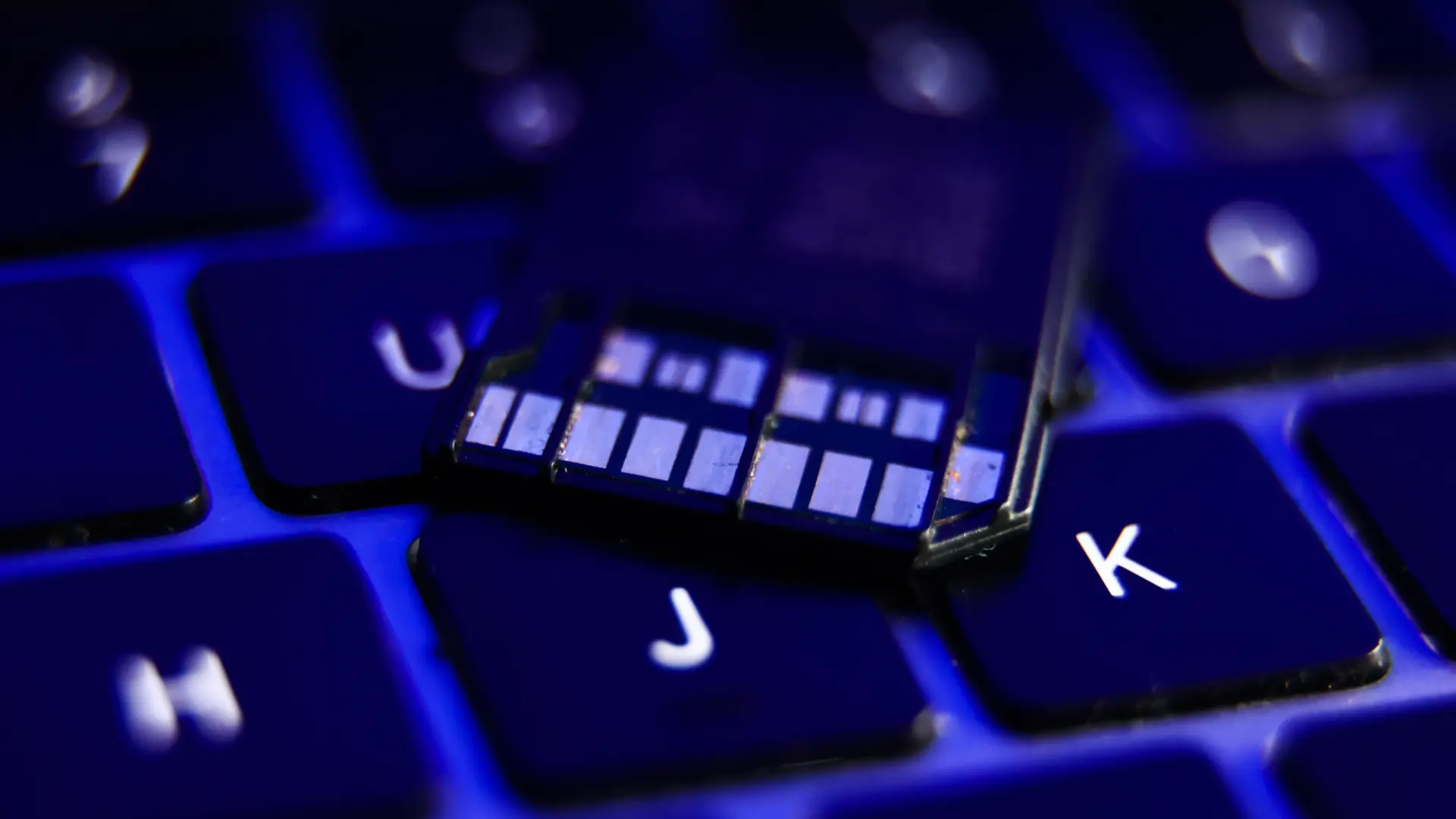 İki Yıllık Bekleyiş Sona Erdi: 8TB'lık Devasa SD Kartlar Yakında Raflarda!