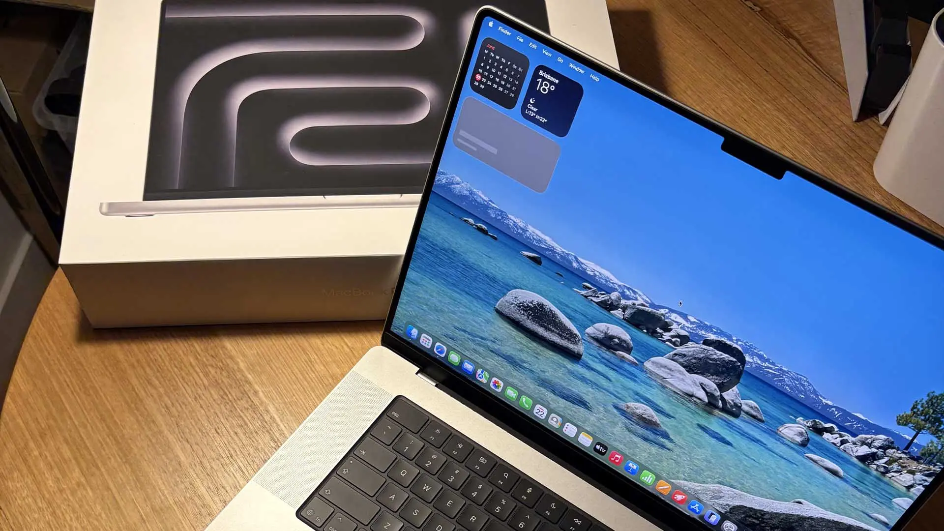 Apple Sabrı Taştı: Arızalı M2 Max MacBook Pro Yerine M5 Max ve Ek Hediye!