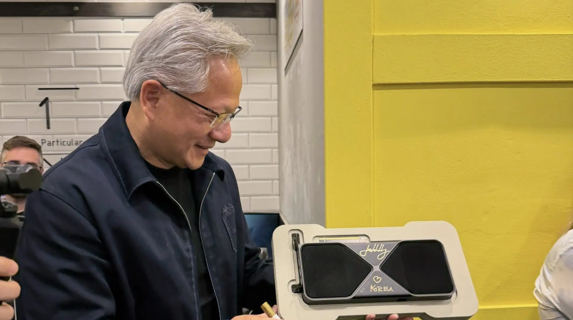NVIDIA ve SK Hynix'ten Yapay Zeka Fabrikaları İçin Tarihi Anlaşma: Yeni Nesil Bellek Üretimi Ele Alınıyor